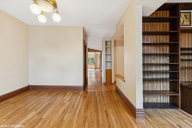 3724 N Bosworth Ave, Chicago, IL 60613 - photo 10