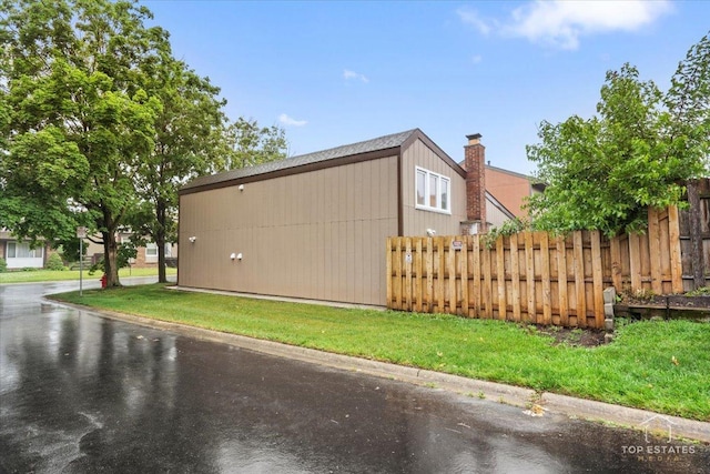 1018 Bob O Link Ln, Darien, IL 60561 - view of side of property featuring a chimney