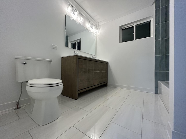 4843 W Schubert Ave, Chicago, IL 60639 - full bathroom with toilet and vanity