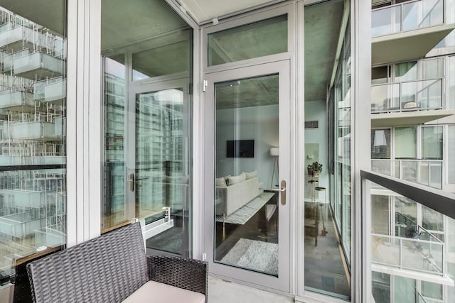 659 W Randolph St Unit 1115, Chicago, IL 60661 - view of balcony