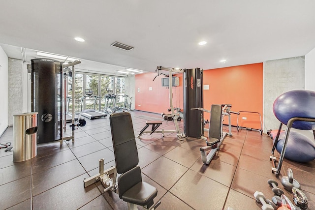 659 W Randolph St Unit 1115, Chicago, IL 60661 - gym with recessed lighting and expansive windows