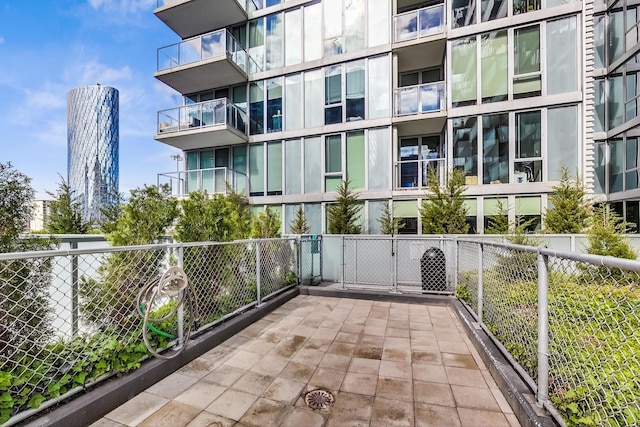 659 W Randolph St Unit 1115, Chicago, IL 60661 - view of patio