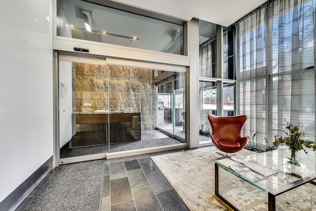 659 W Randolph St Unit 1115, Chicago, IL 60661 - view of community lobby