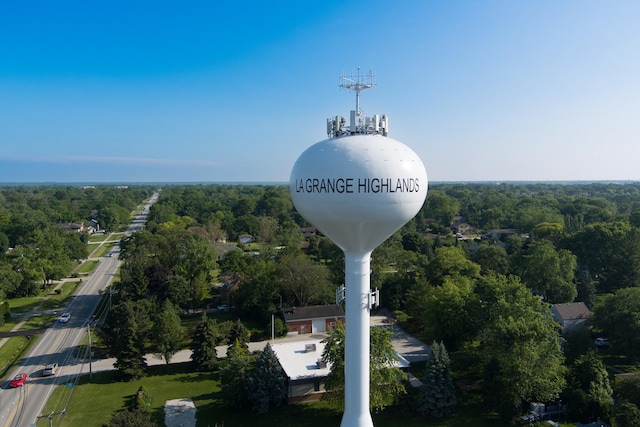 1333 W 59th St, La Grange Highlands, IL 60525 - bird's eye view of a forest