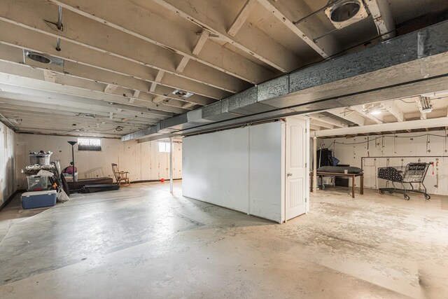 2040 Poplar Ave, Hanover Park, IL 60133 - view of below grade area