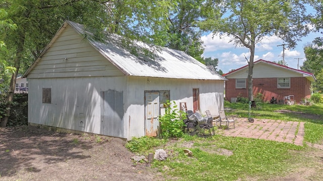 319 N Third St, Fisher, IL 61843 - view of outbuilding