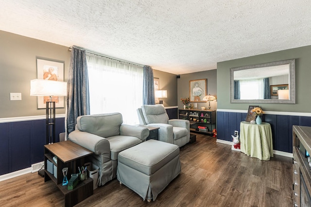 913 Church Rd, Aurora, IL 60505 - photo 4