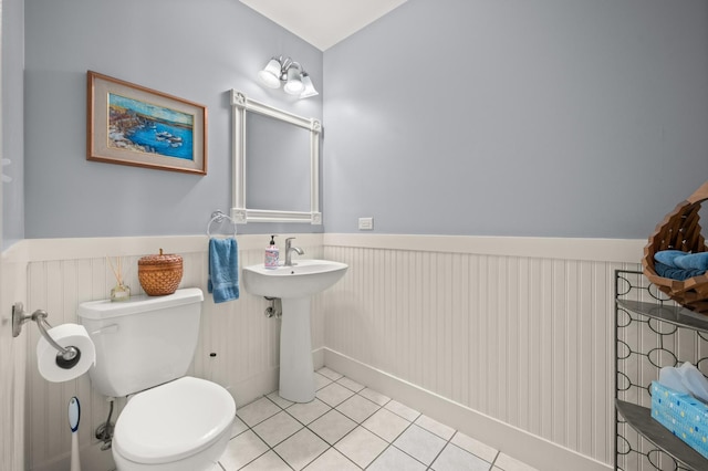 1639 Brower Pl, Sycamore, IL 60178 - bathroom with wainscoting and tile patterned flooring