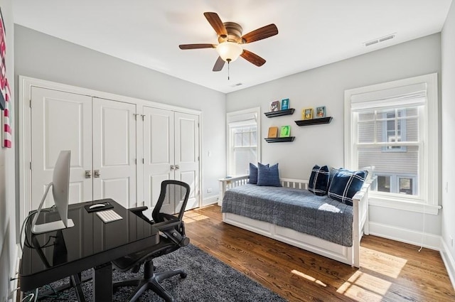 924 Linden Ave, Wilmette, IL 60091 - office area featuring a ceiling fan and wood finished floors