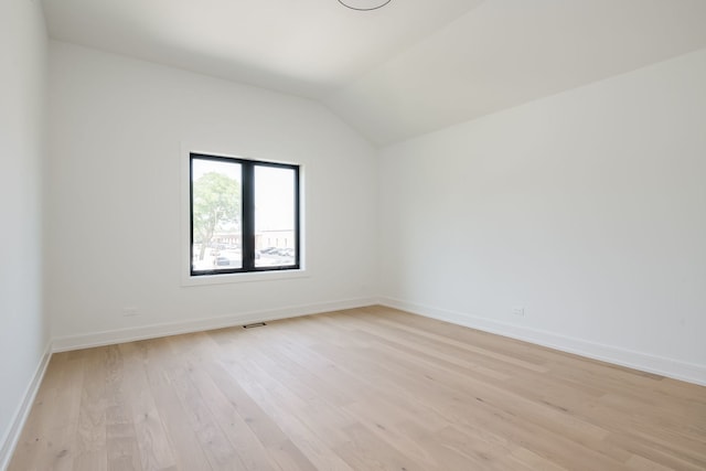 3811 W Pratt Ave, Lincolnwood, IL 60712 - photo 13