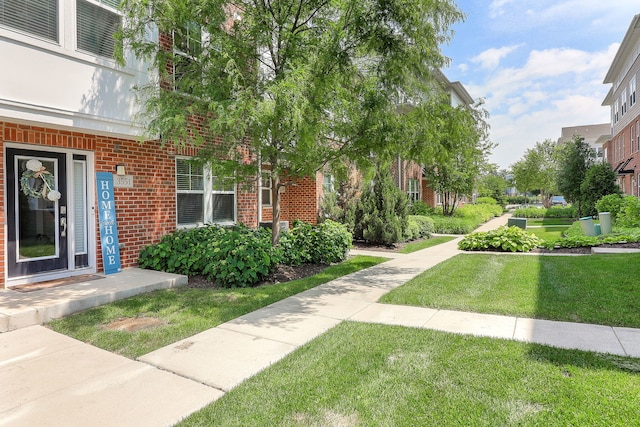 3551 Kemper Dr, Woodridge, IL 60517 - view of home's community with a yard