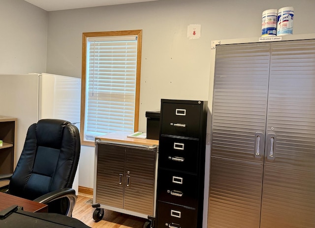 14401 Pulaski Rd, Midlothian, IL 60445 - office with light wood-style floors