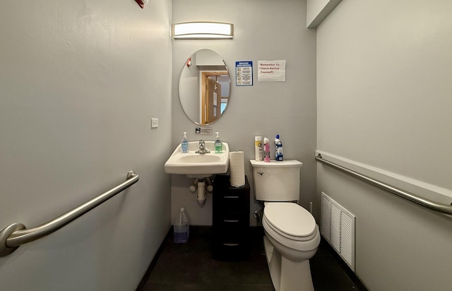 14401 Pulaski Rd, Midlothian, IL 60445 - bathroom with a sink and toilet