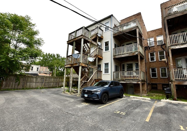 4220 S Champlain Ave Unit 2N, Chicago, IL 60653 - view of uncovered parking lot