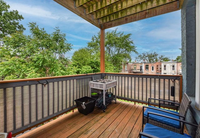 4220 S Champlain Ave Unit 2N, Chicago, IL 60653 - view of wooden terrace