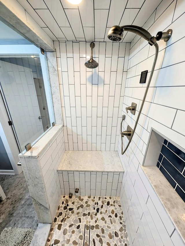 8049 Country Club Ln, North Riverside, IL 60546 - bathroom with a tile shower