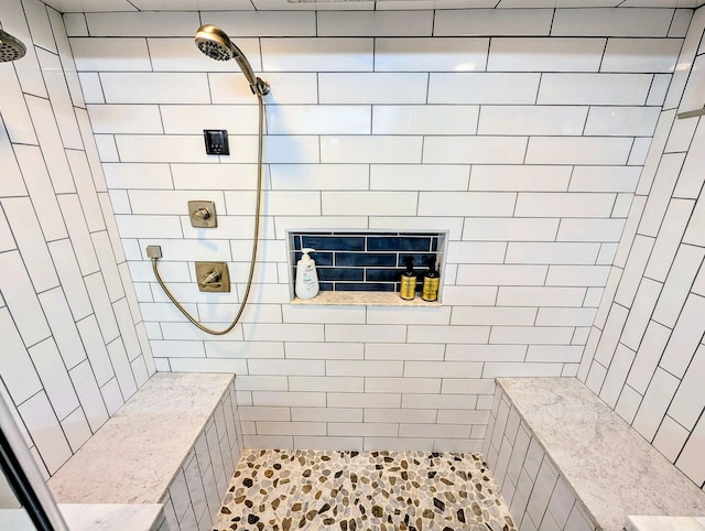 8049 Country Club Ln, North Riverside, IL 60546 - bathroom with a tile shower