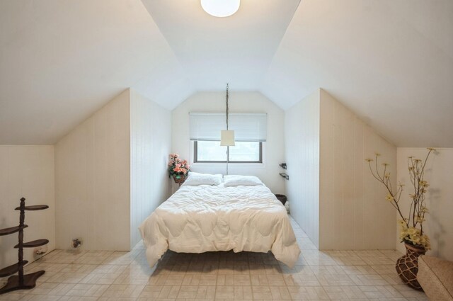 2931 N Lowell Ave, Chicago, IL 60641 - bedroom featuring vaulted ceiling