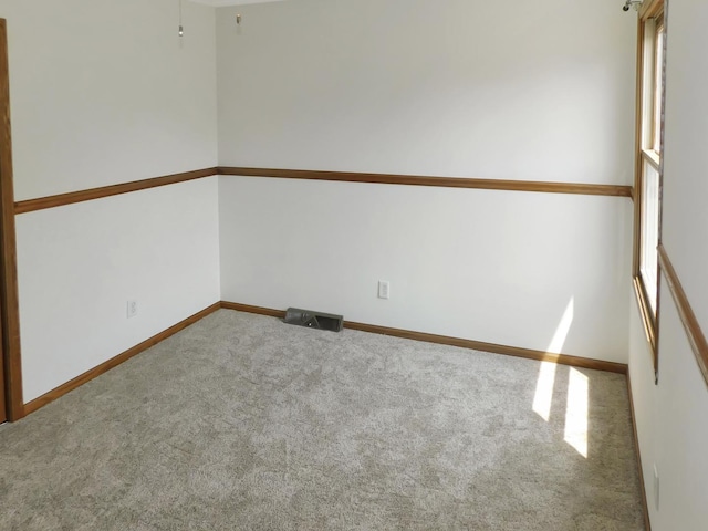 1637 Old Field Ct, Rockton, IL 61072 - unfurnished room with carpet flooring and baseboards