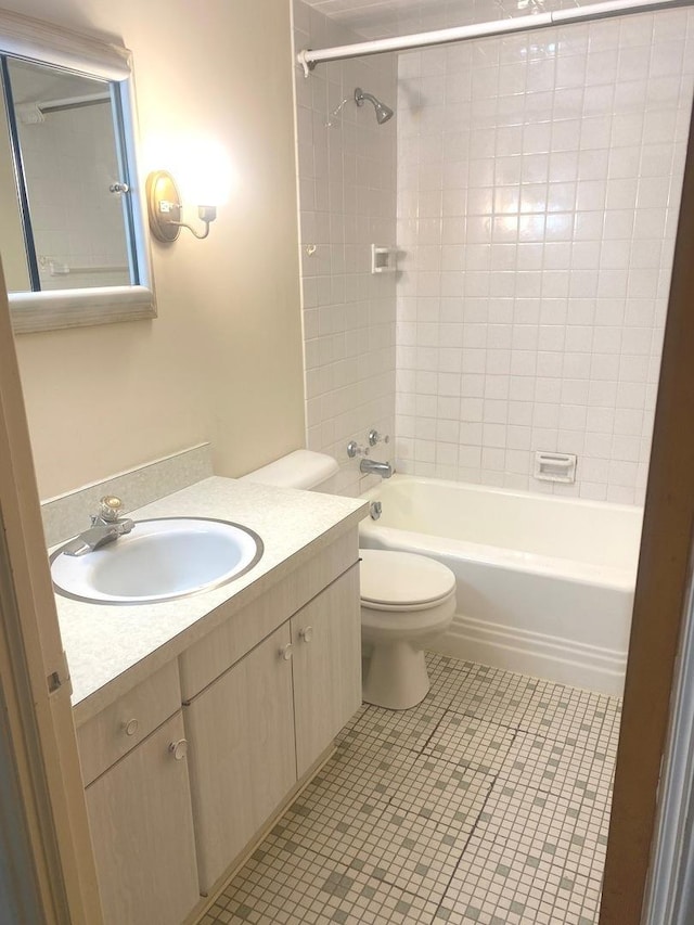 1415 Lakewood Dr, Mendota, IL 61342 - full bathroom featuring vanity, tile patterned floors, and tub / shower combination