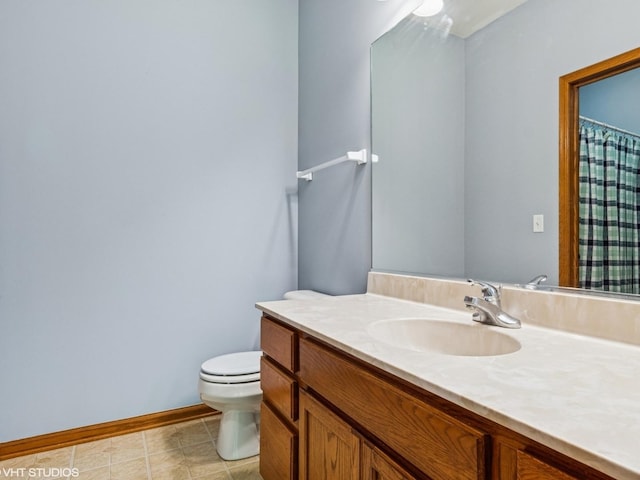 722 Eberly Ct, Plano, IL 60545 - full bathroom with toilet and vanity