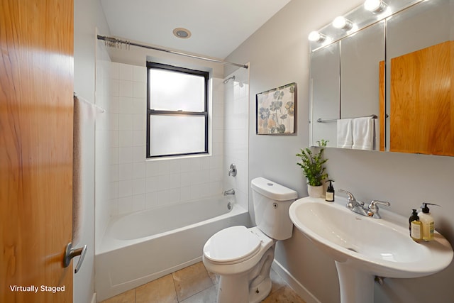 6829 N Lakewood Ave Unit 3, Chicago, IL 60626 - bathroom with shower / tub combination and tile patterned flooring