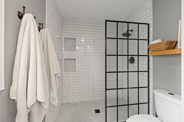 26W079 Thomas Rd, Wheaton, IL 60187 - bathroom with toilet and a walk in shower