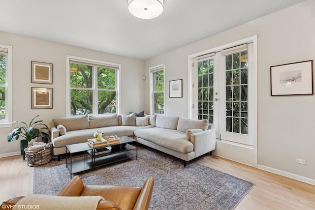 1048 W Lill Ave Unit 2, Chicago, IL 60614 - living area with wood finished floors and french doors