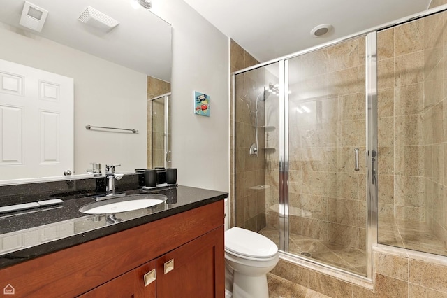 2736 N Wolcott Ave Unit 101, Chicago, IL 60614 - full bath with vanity and a shower stall