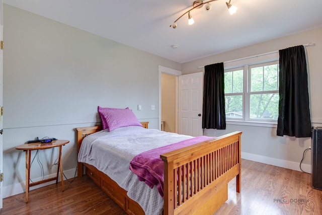 20760 N Florence Ave, Lincolnshire, IL 60069 - bedroom with wood finished floors