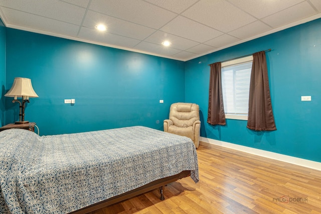 20760 N Florence Ave, Lincolnshire, IL 60069 - bedroom featuring wood finished floors, recessed lighting, and a drop ceiling