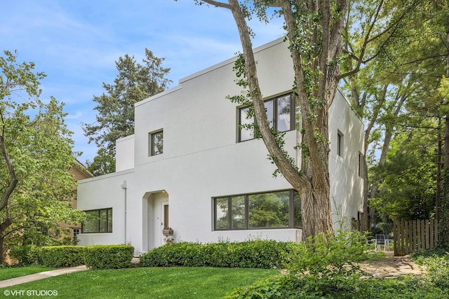 761 Revere Rd, Glen Ellyn, IL 60137 - view of front of property with stucco siding