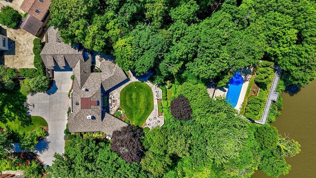 524 E Van Buren St, Ottawa, IL 61350 - bird's eye view of a pool area