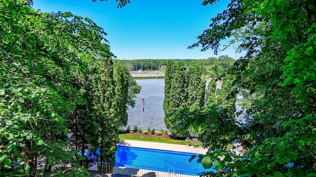 524 E Van Buren St, Ottawa, IL 61350 - water view