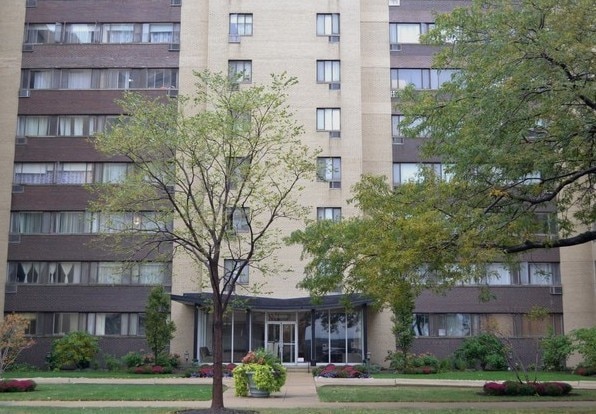 6300 N Sheridan Rd Unit 107, Chicago, IL 60660 - view of apartment building / complex