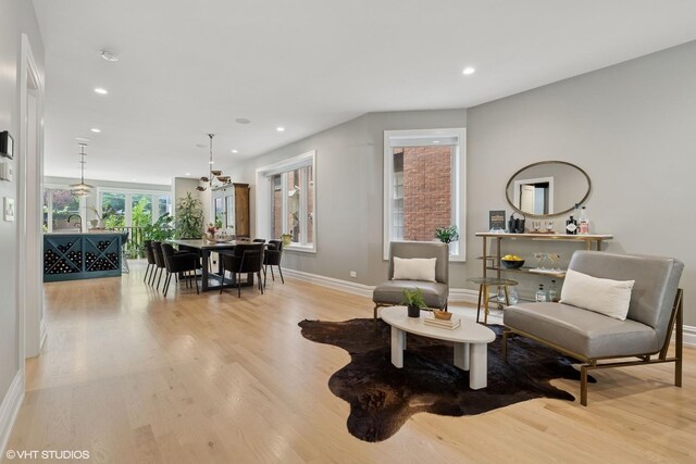 3834 N Lakewood Ave, Chicago, IL 60613 - photo 7