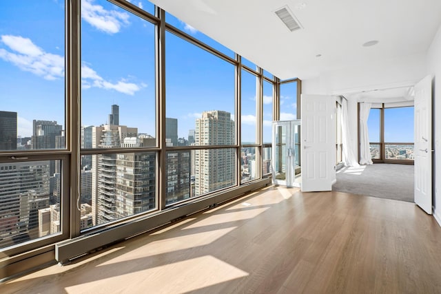 21 E Huron St Unit 4701, Chicago, IL 60611 - unfurnished sunroom featuring a view of skyline