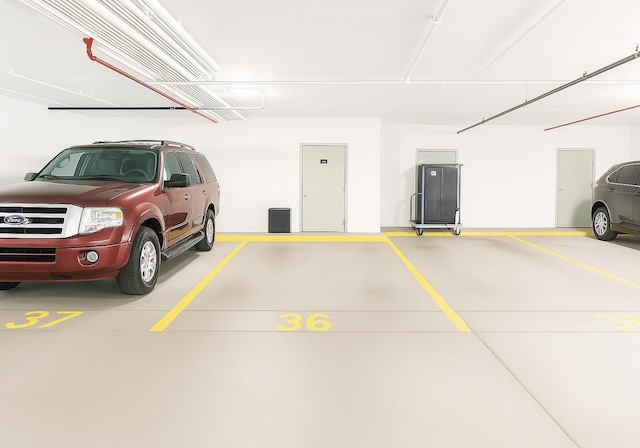 6807 N Milwaukee Ave Unit 411, Niles, IL 60714 - view of parking deck