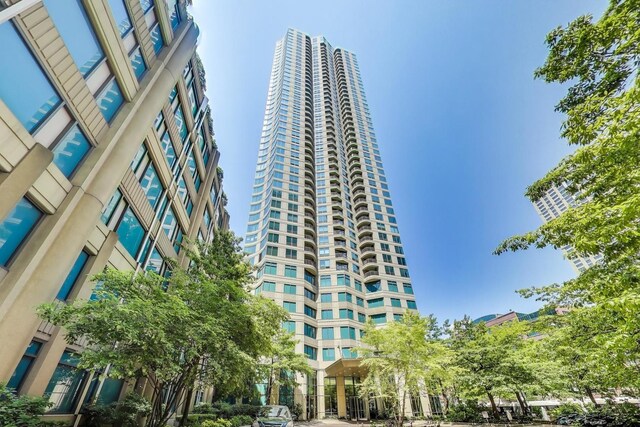 400 N La Salle Dr Unit 1607, Chicago, IL 60654 - view of building exterior