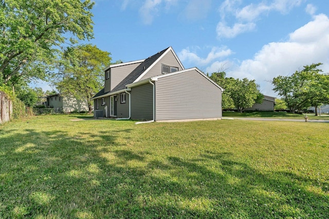 3701 176th St, Country Club Hills, IL 60478 - view of side of property with a yard