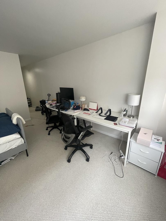 6171 N Sheridan Rd Unit 1910, Chicago, IL 60660 - home office featuring carpet floors