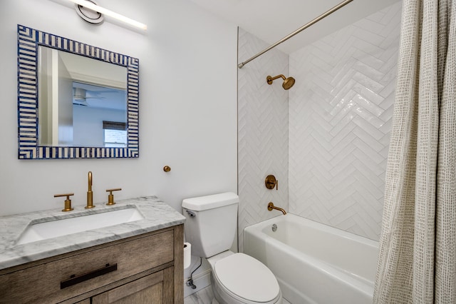 824 W Armitage Ave Unit 2Cd, Chicago, IL 60614 - full bathroom featuring shower / bath combination with curtain and vanity