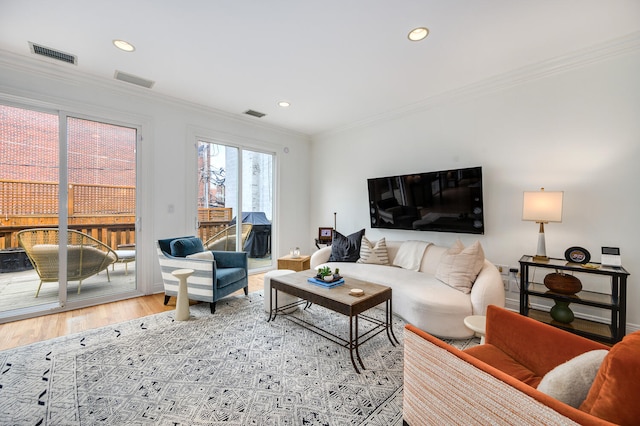 824 W Armitage Ave Unit 2Cd, Chicago, IL 60614 - living room with ornamental molding, light wood-style flooring, and recessed lighting
