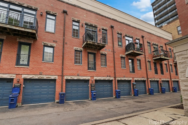358 W Huron St Unit B, Chicago, IL 60654 - view of building exterior