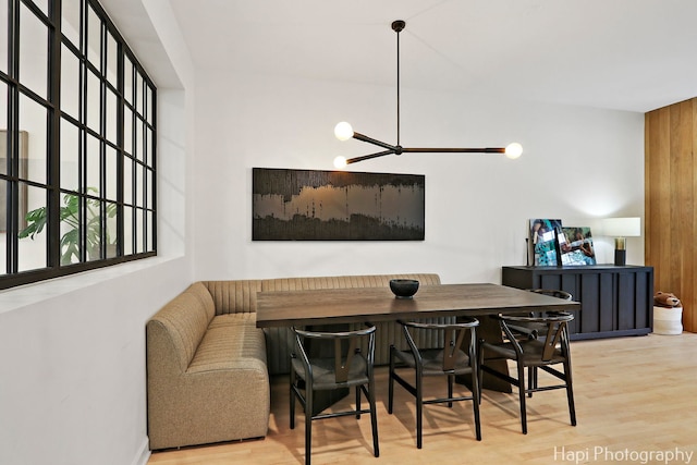 358 W Huron St Unit B, Chicago, IL 60654 - dining room with wood finished floors
