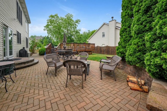 1880 Crofton Dr, Algonquin, IL 60102 - view of patio / terrace with a deck