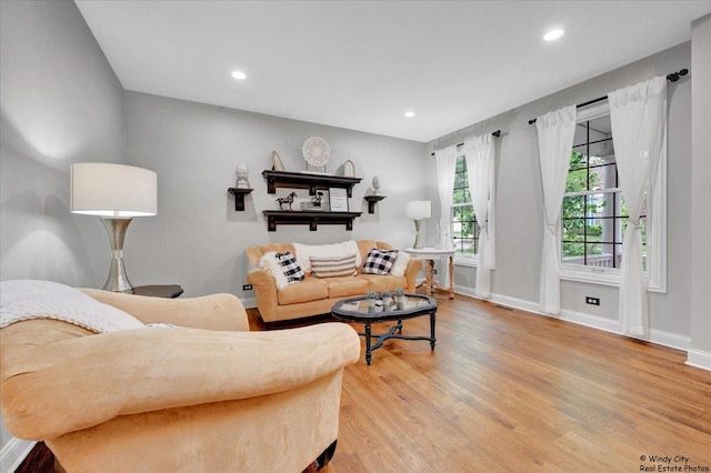 1880 Crofton Dr, Algonquin, IL 60102 - living area featuring light wood finished floors and recessed lighting