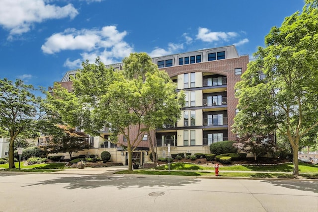 110 S Evergreen Ave Unit 4Cs, Arlington Heights, IL 60005 - view of building exterior