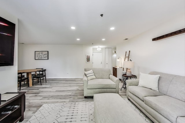 110 S Evergreen Ave Unit 4Cs, Arlington Heights, IL 60005 - living room featuring recessed lighting and light wood-style flooring