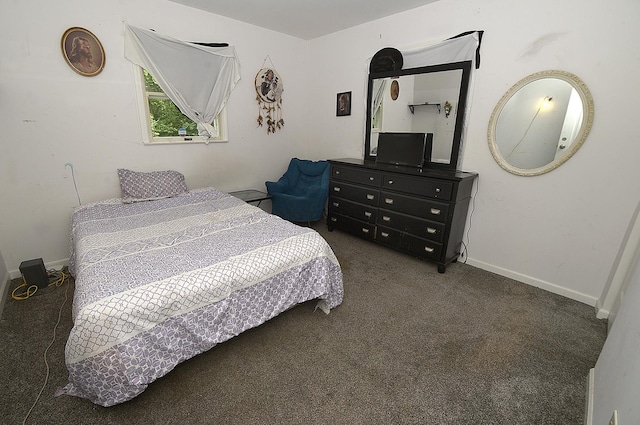 1400 Maple Ln, Marseilles, IL 61341 - carpeted bedroom with baseboards